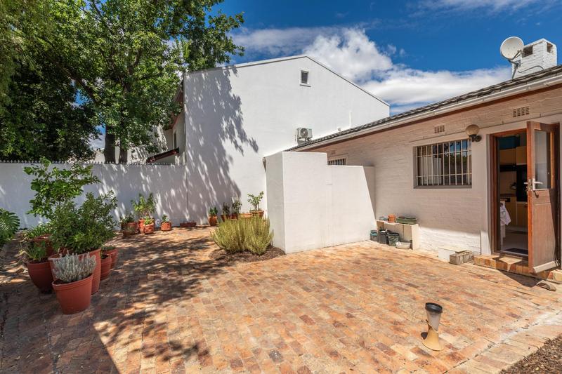 2 Bedroom Property for Sale in Die Boord Western Cape